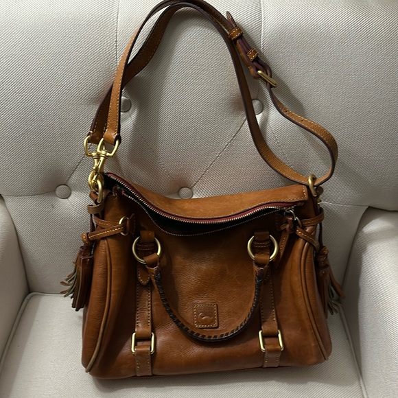 Dooney & Bourke Satchel Shoulder Handbag with adjustable strap for crossbody. - Picture 2 of 9